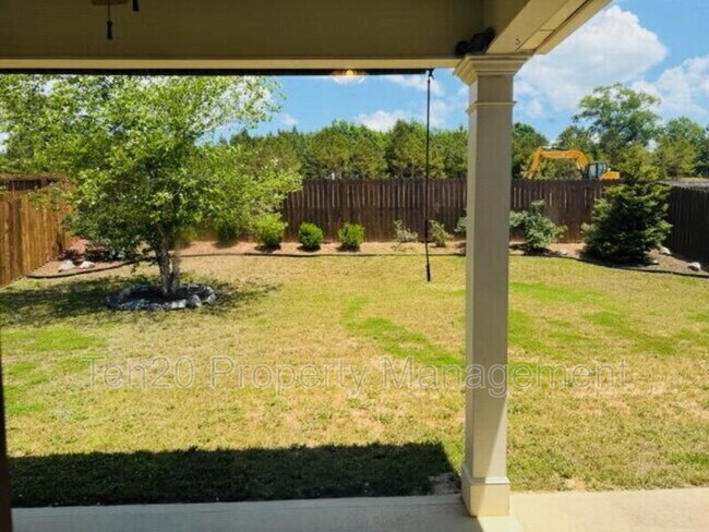 Building Photo - 7 Vineyard Dr