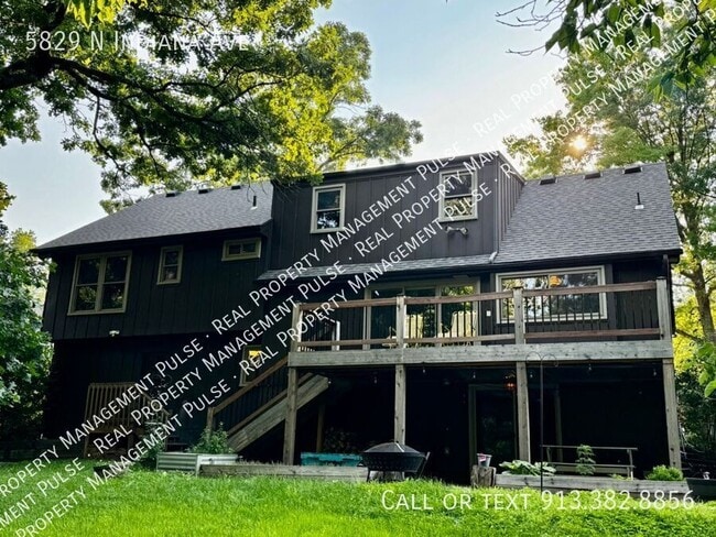 Building Photo - 5829 N Indiana Ave
