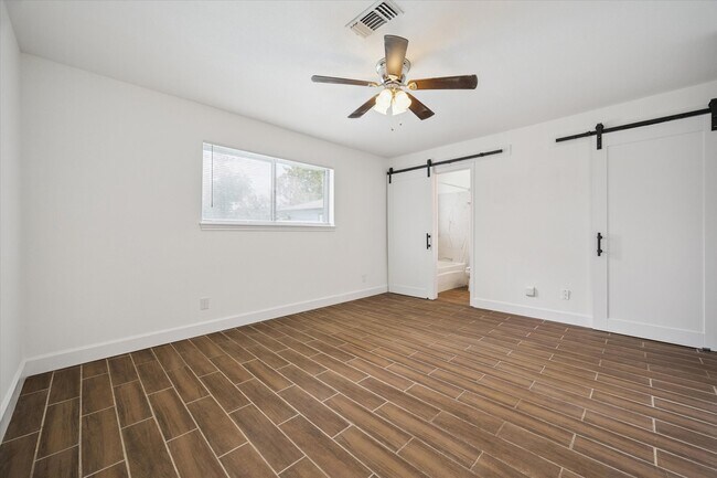 Building Photo - 12315 Whittington Dr