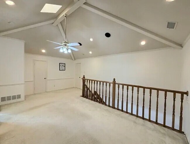 Building Photo - 4652 Portrait Ln