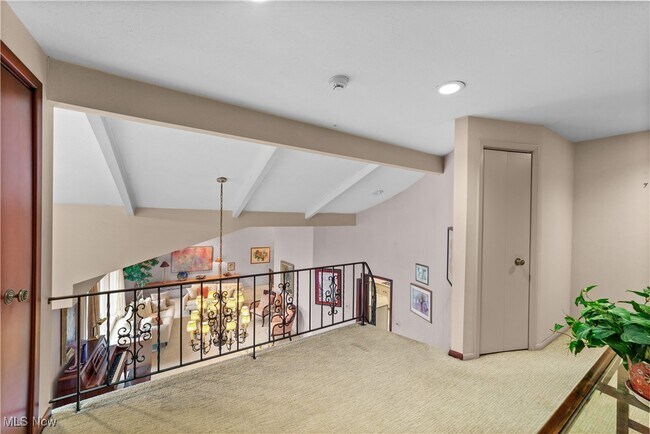 Building Photo - 26460 Hendon Rd