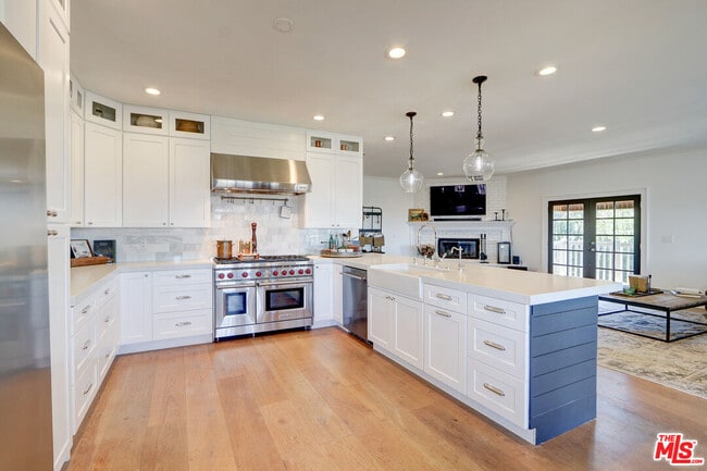 Building Photo - 456 S McKnight Rd