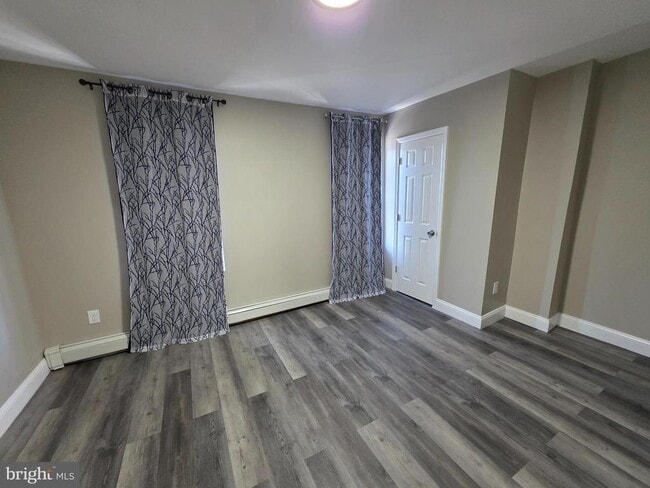 Building Photo - 107 Walnut Ave