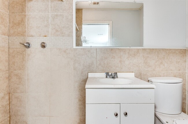 Building Photo - 1410 S W St