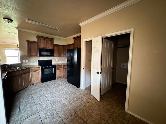 Building Photo - 3100 Rockwall Dr
