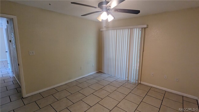 Building Photo - 5351 W Customer Ct