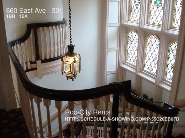 Building Photo - 660 East Ave