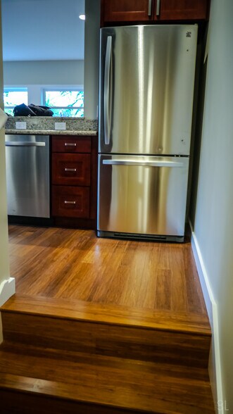 Building Photo - 2215 E John St