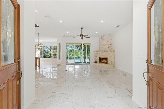 Building Photo - 11511 SW Citrus Blvd S