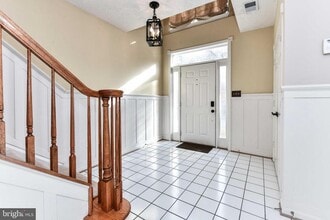 Building Photo - 4014 Rosemeade Dr