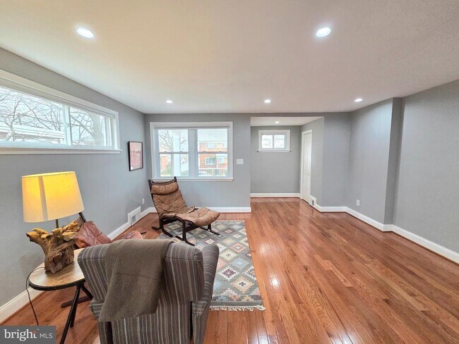 Building Photo - 5206 12th St NE