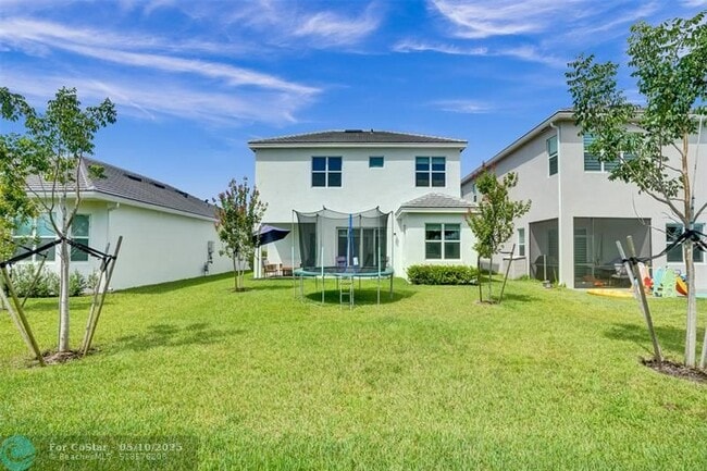 Building Photo - 5416 Macoon Wy
