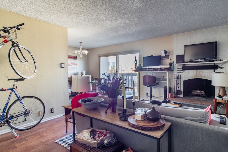 Building Photo - 1233 N Ogden St