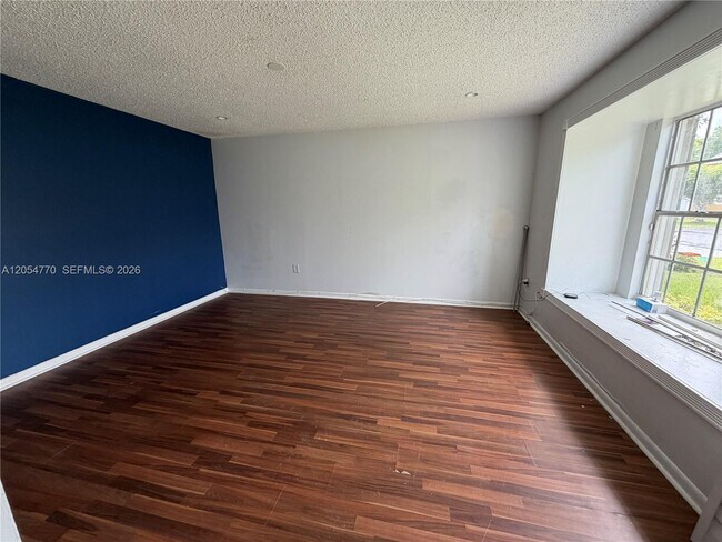 Building Photo - 14444 SW 92nd Terrace