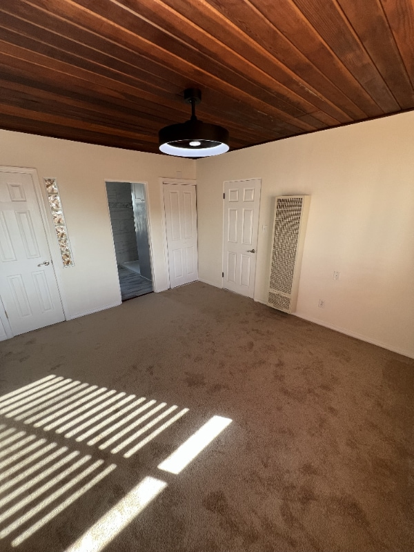 Building Photo - 7545 La Jolla Blvd