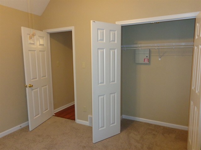 Building Photo - 1326 Siskin Dr