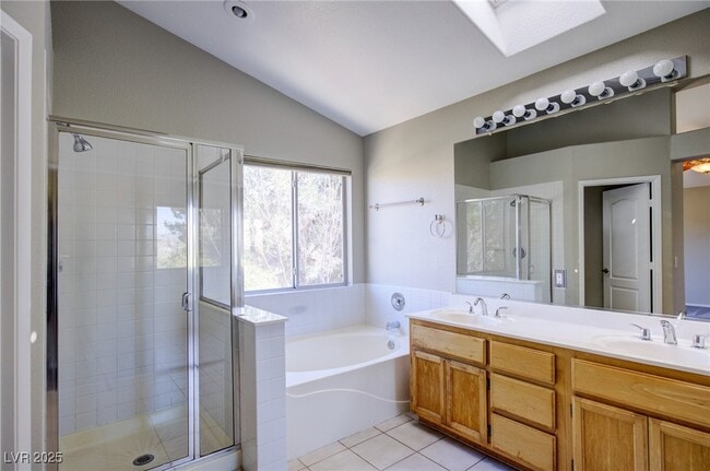 Building Photo - 162 Mountainside Dr