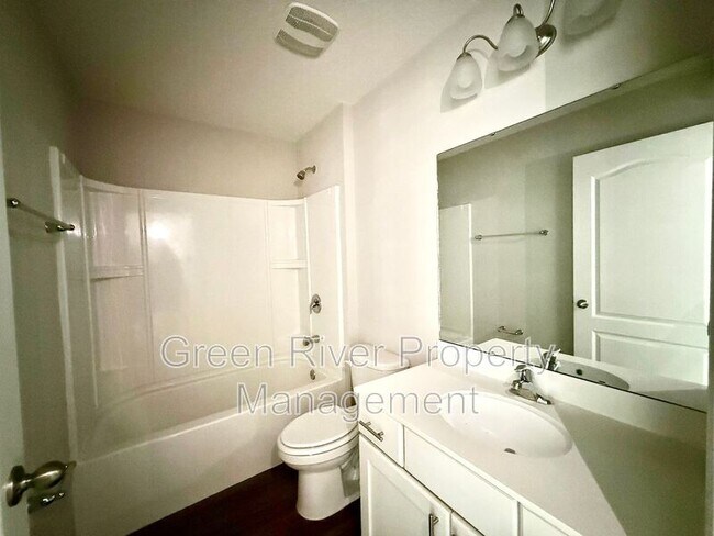 Building Photo - 278 Pickett Dr