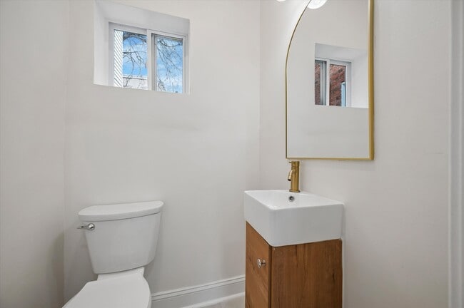 Building Photo - 4946 Aspen St