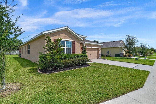 Building Photo - 6345 SW 88th Loop
