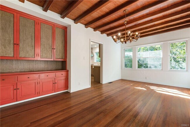 Building Photo - 4805 Alta Canyada Rd