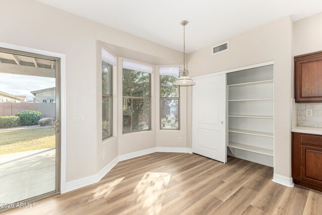 Building Photo - 9857 E El Moro Ave