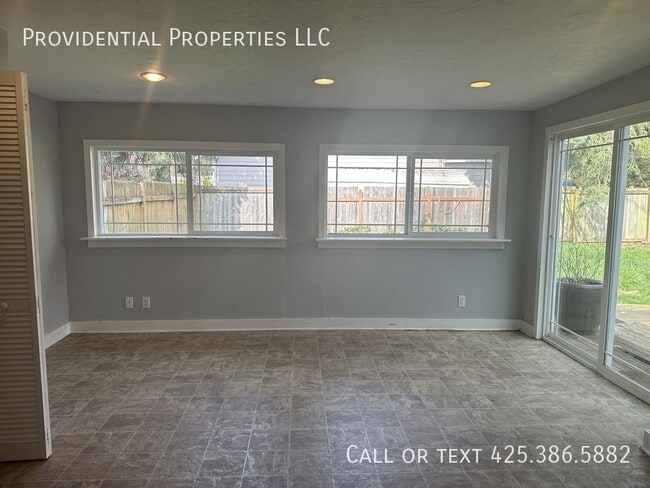 Building Photo - 20709 36th Ave W