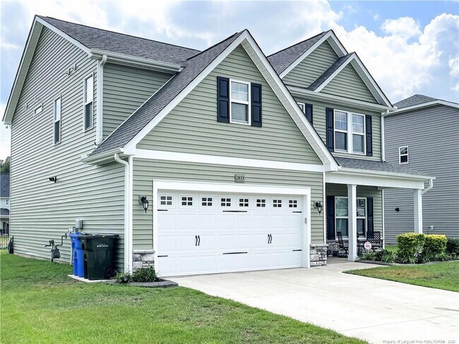 Building Photo - 1833 Bluffside Dr