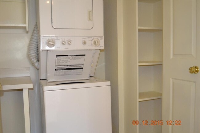 Building Photo - 5720 Marquita Ave