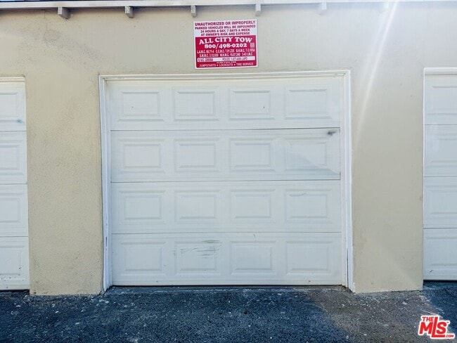 Building Photo - 3418 Cimarron St