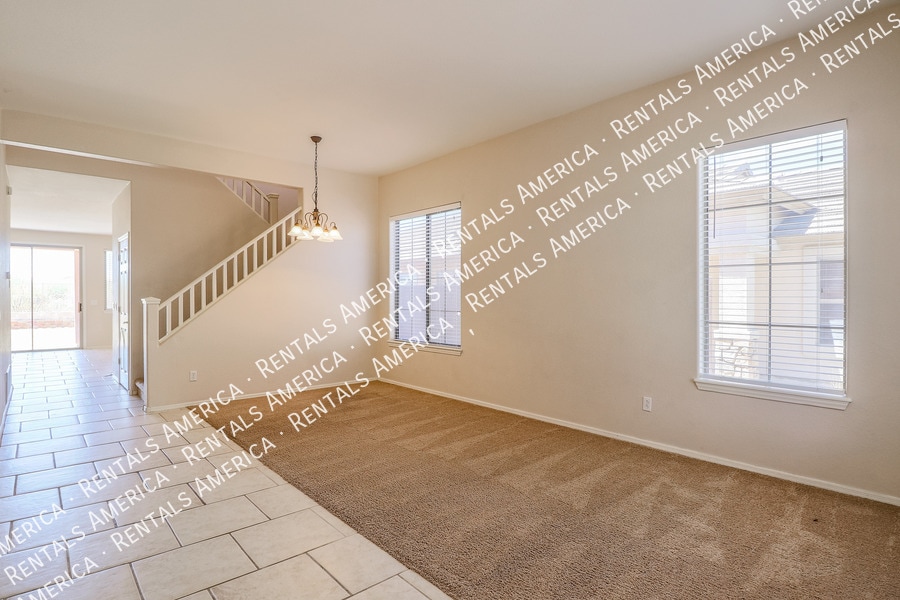 Building Photo - 17547 W Coyote Trail Dr