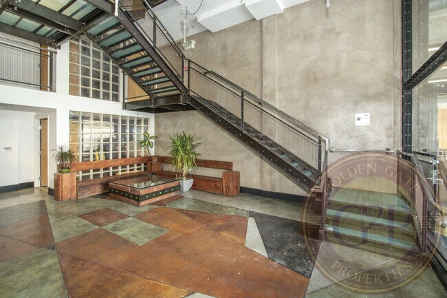 Building Photo - SoMa - 1 BR, 2 BA Loft 951 Sq. Ft. - 3D Vi...
