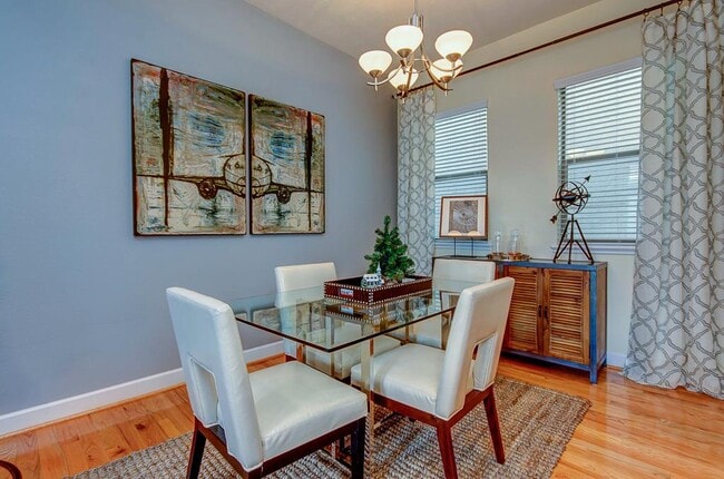 Building Photo - 1319 Birdsall St