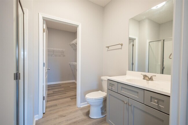 Building Photo - 2321 Trenton Ln