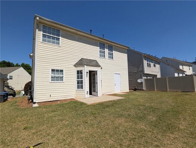 Building Photo - 347 Springhaven Way SE