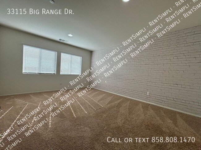 Building Photo - 33115 Big Range Dr