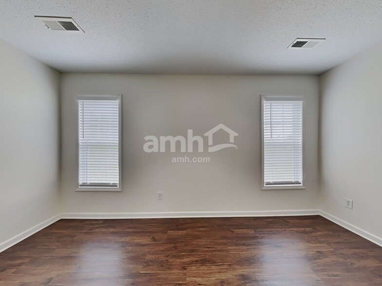 Building Photo - 148 Tudor Downs Rd