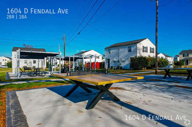 Building Photo - 1604 Fendall Ave