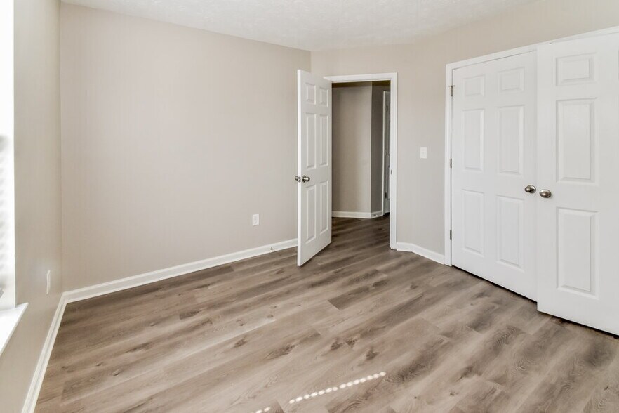 Building Photo - 11752 Spring Lake Way