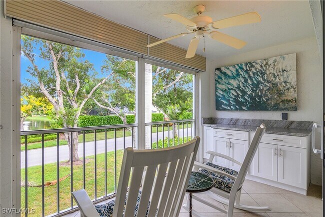 Building Photo - 853 Tanbark Dr