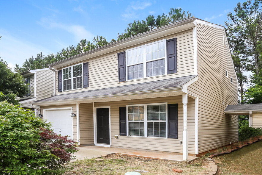 Building Photo - 241 Lossie Ln
