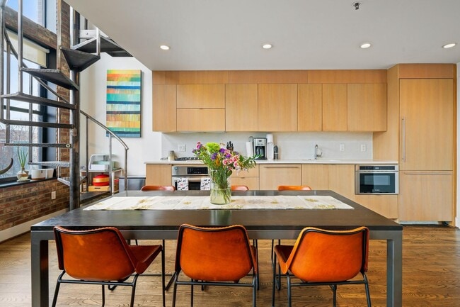 Building Photo - 1111 W St NW