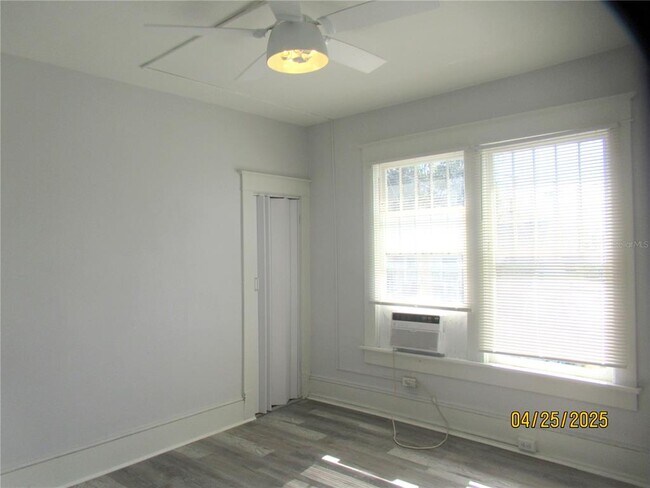 Building Photo - 730 4th Ave N