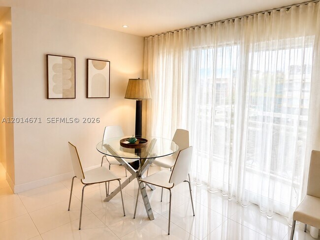 Building Photo - 6917 Collins Ave