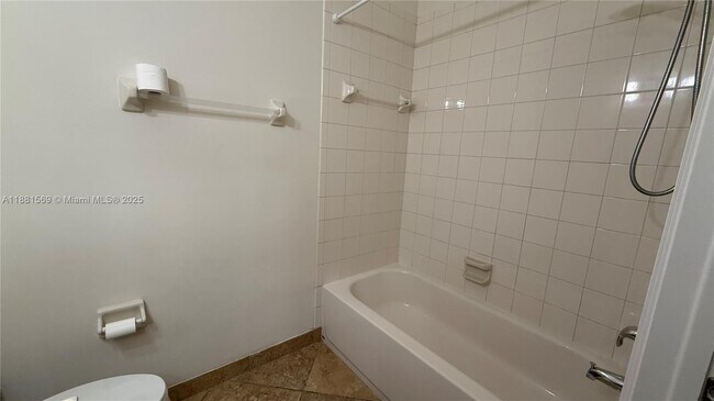 Building Photo - 5866 Hampton Hills Blvd