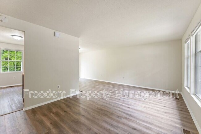 Building Photo - 2516 Tabor Ct