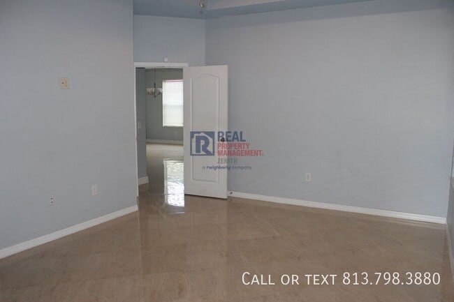 Building Photo - 452 Westchester Hills Ln