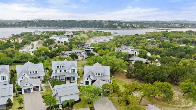 Building Photo - 19601 Flying J Blvd