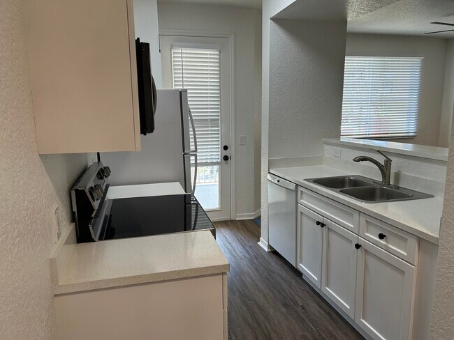 Building Photo - 11035 Legacy Blvd