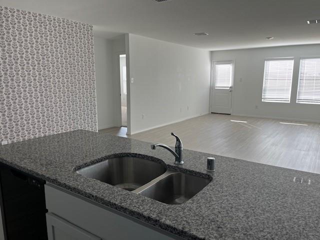 Building Photo - 5842 Rock Maple Dr